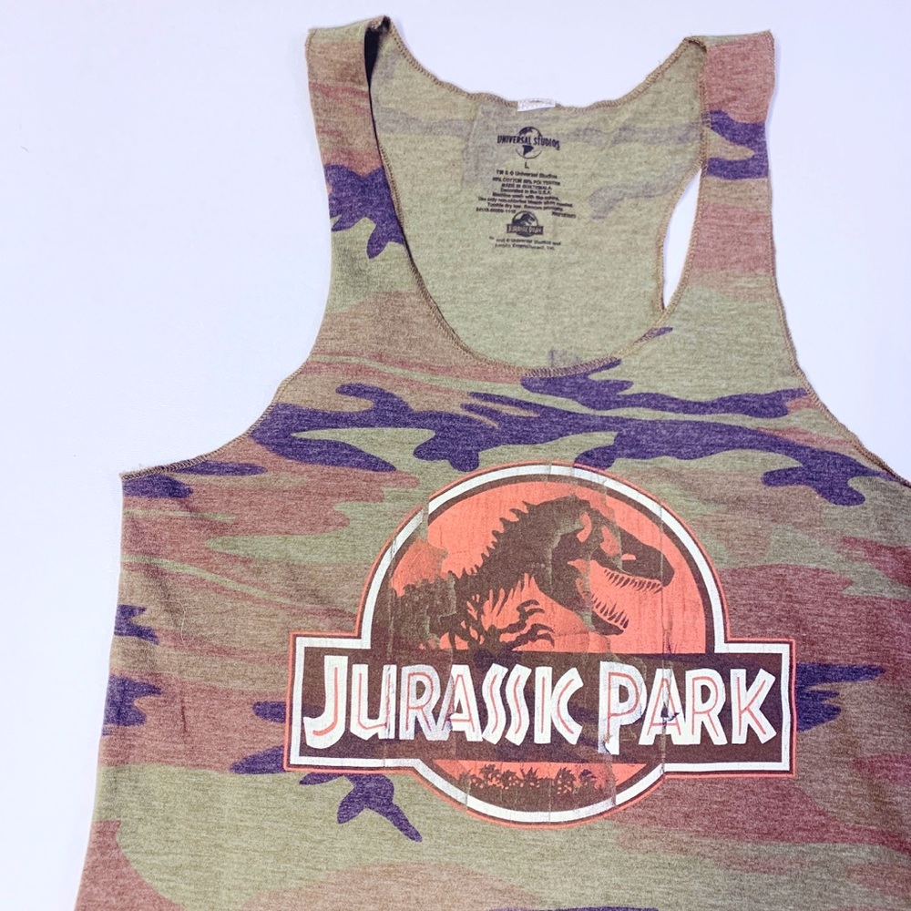 NWOT [Universal] Jurassic Park Ladies Camo Tank